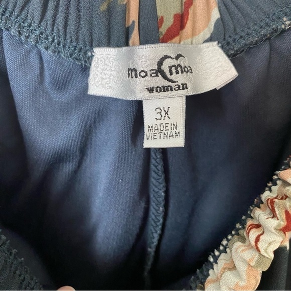 Moa Moa Floral Ruffle Hem Dress - Picture 3 of 10